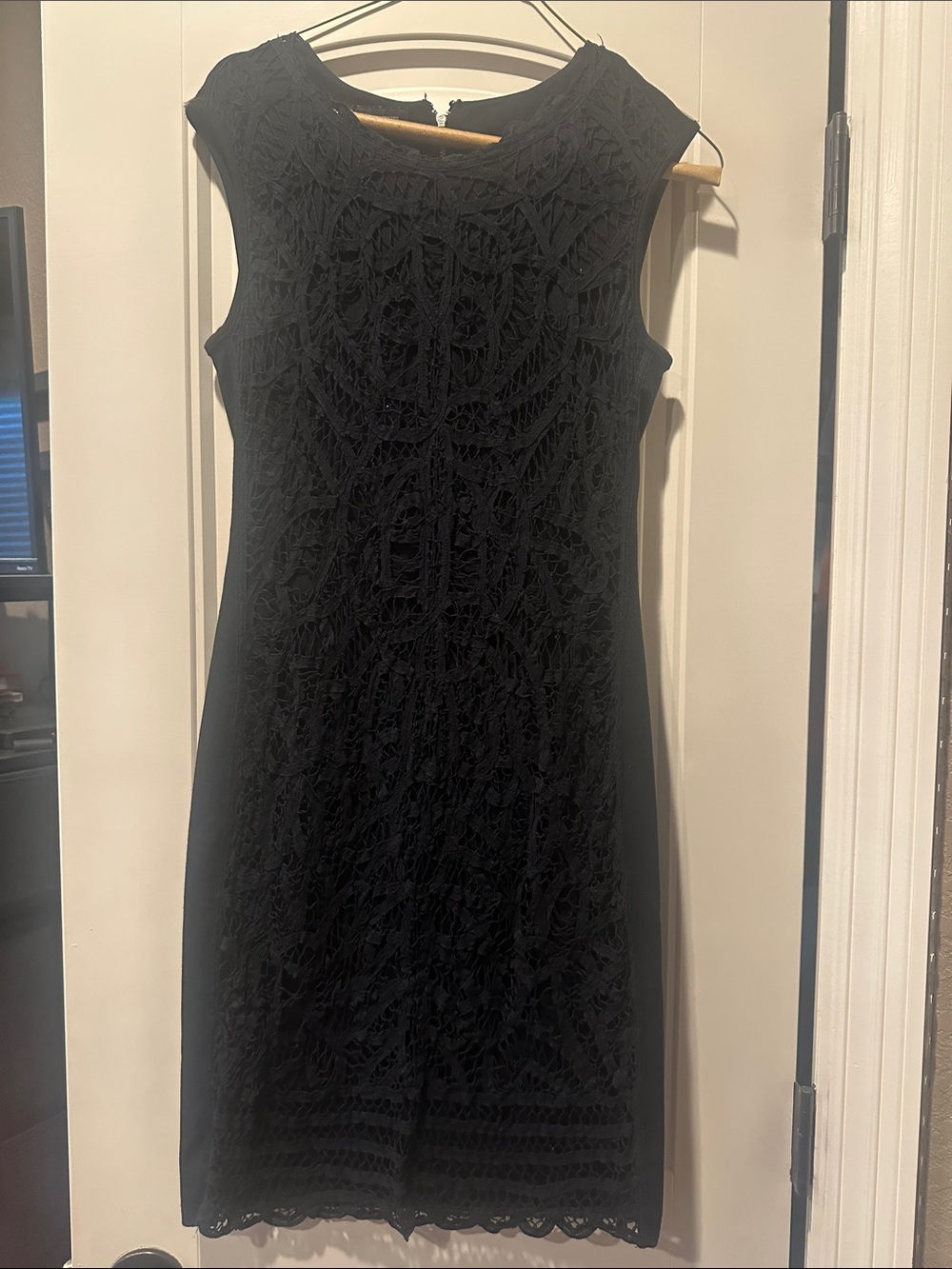 INC International Concepts Black Sleeveless Lace Shift Dress